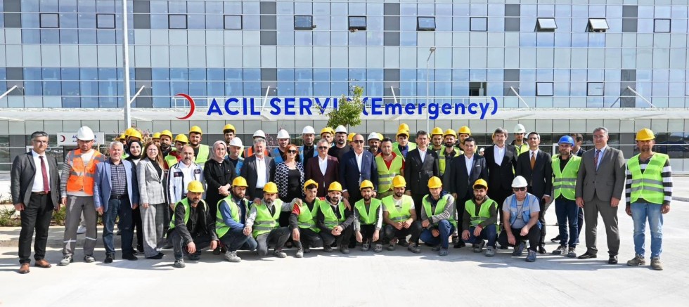 Başıbüyük, Antalya’nın sağlık yatırımlarını anlattı.